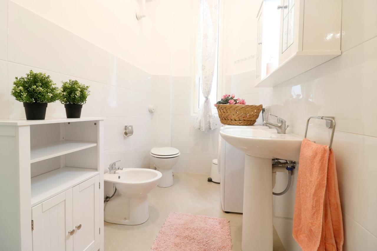 Casaviva - Splendido Quadrilocale A Genova Albaro Appartement Buitenkant foto